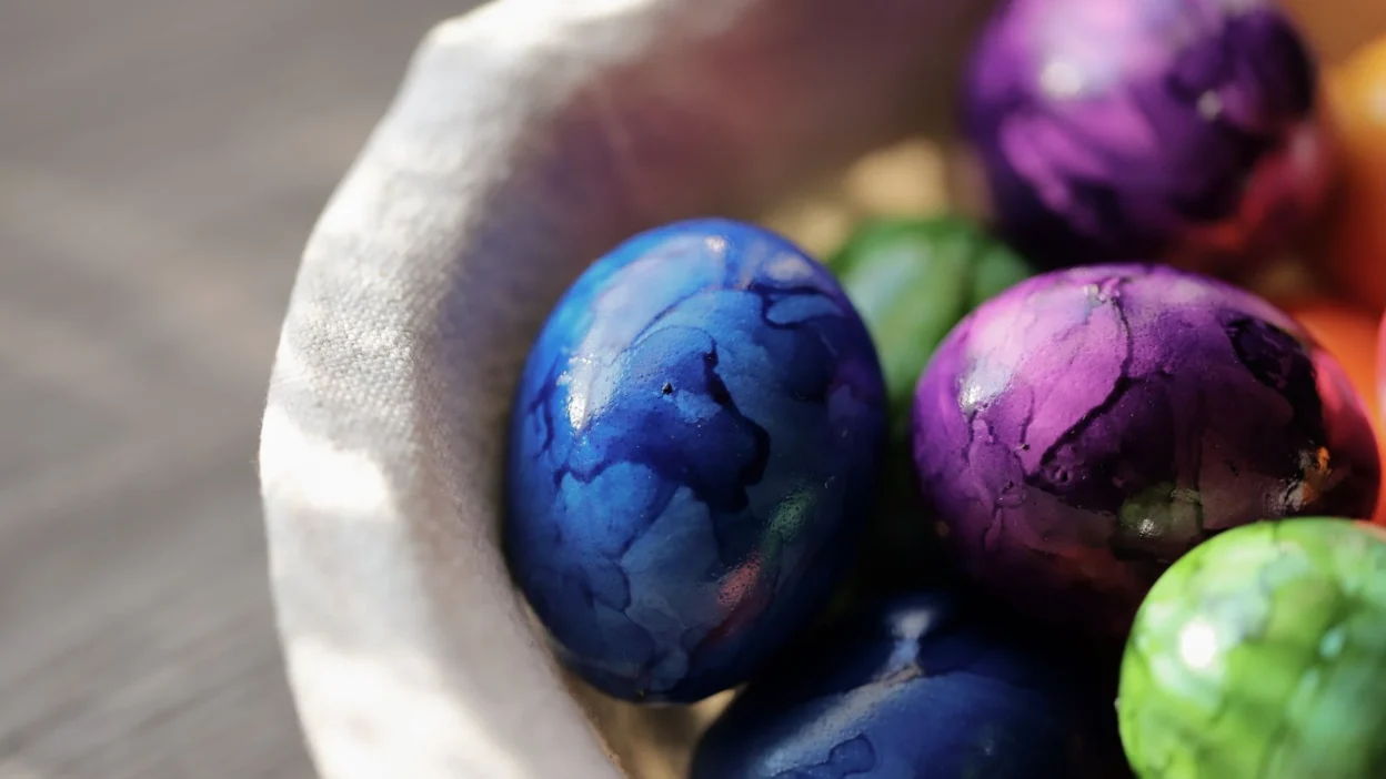 easter eggs spring