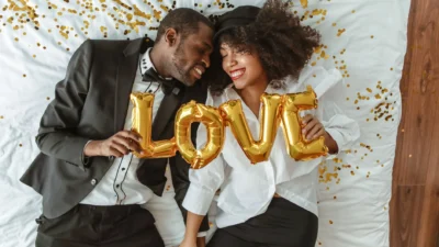 couple romantic anniversary